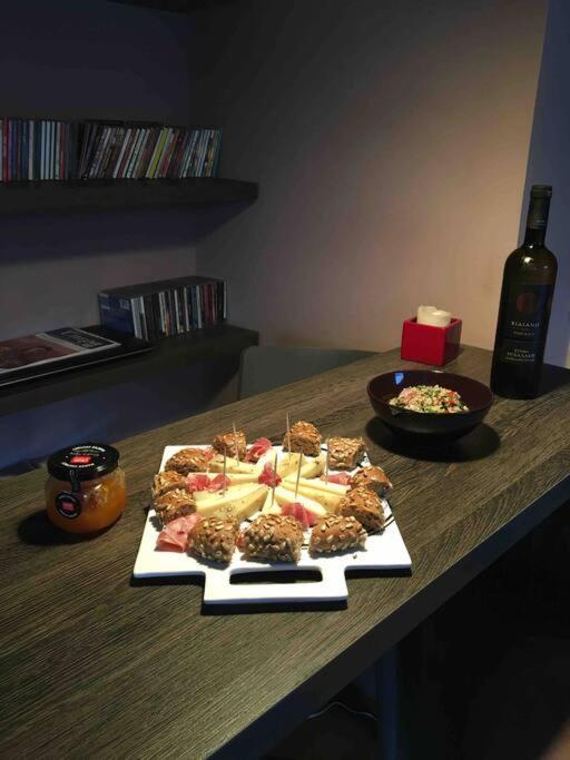 Cozy Loft With Jazz Notes In Kolonaki Apartment Athens Ngoại thất bức ảnh