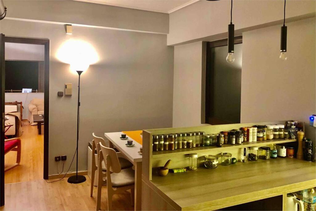 Cozy Loft With Jazz Notes In Kolonaki Apartment Athens Ngoại thất bức ảnh